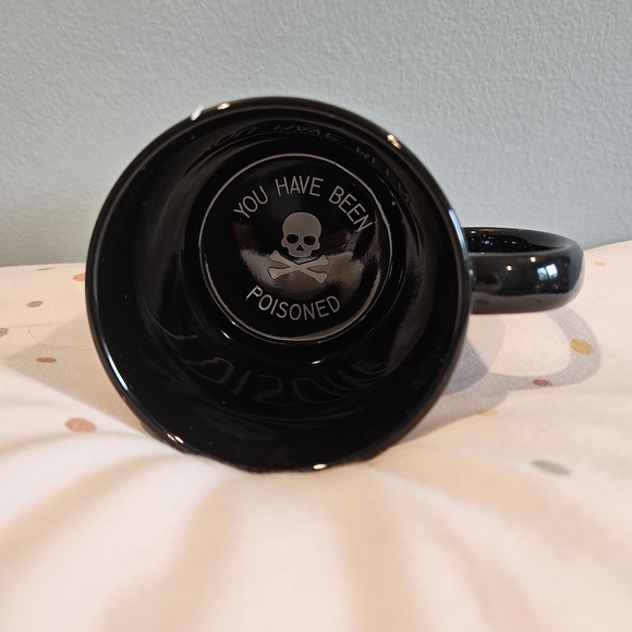 โSOLDโ Tipsy Elves You Have Been Poisoned Mug - NIB - Picture 1 of 5